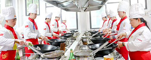 �����Ӣרҵ