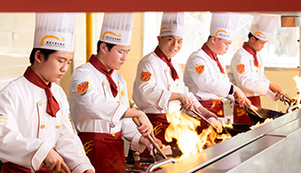 �¶������ѧУ