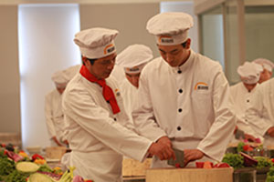 ��������С����ѵ