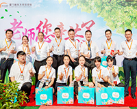 �����¶������ѧУ ������ʦ��