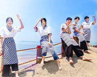 �����¶������ѧУ ־��Զ��