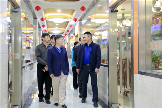 4��16���쵼����