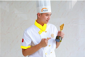 ���鲻��ɫ���̾�������·��