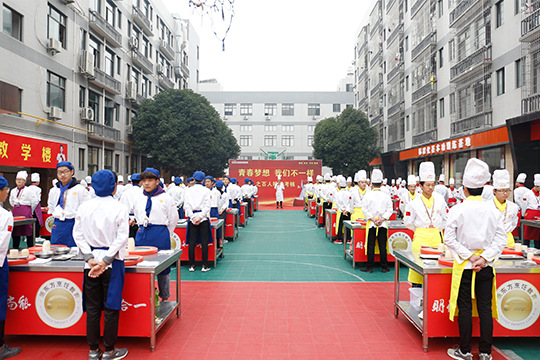 ���˵����׶ο���