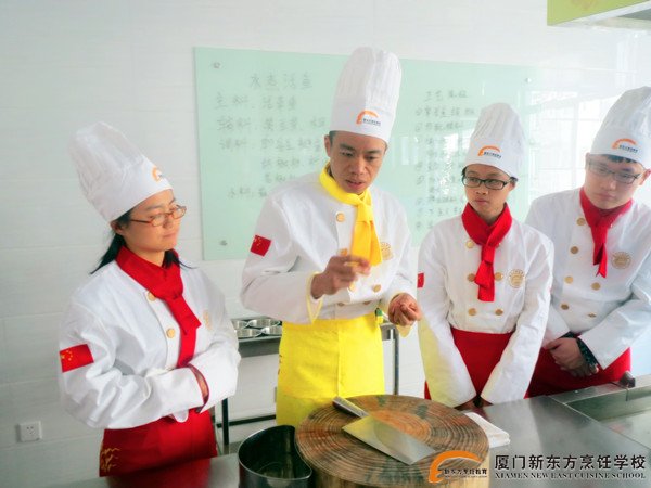 �����¶������ѧУ