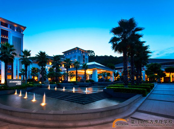 �����¶������ѧУ