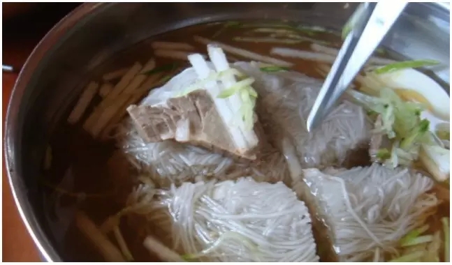 �����¶������ѧУ