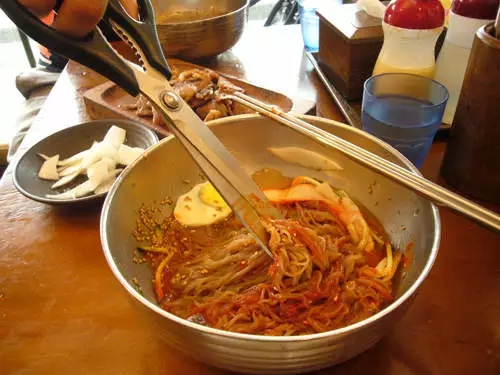 �����¶������ѧУ