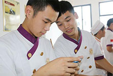 Լ��һ��ȥ�����¶���������ͬѧ