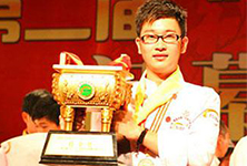 ���ɹ�ѧ�ӡ����������� 90��С����Ц̸�ɹ��ǻ�