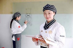 ������Գ������� ������У�ɾ;�������