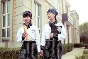 ����Ů��|���ų��ȥ׷�����е�����