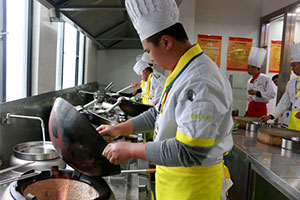 ���б�ҵѧ��ʦ ֱ����ǰ��