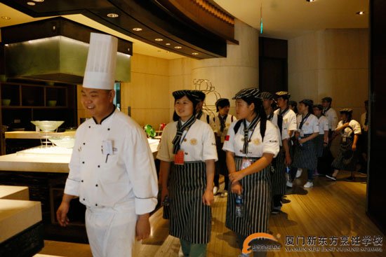 �����¶������ѧУ