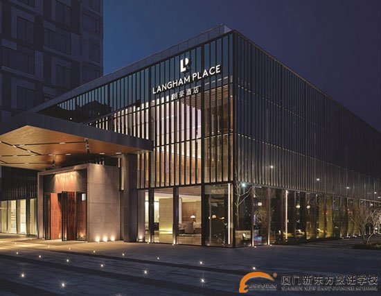 �����¶������ѧУ