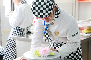 ���б�ҵ��ѡ���������¶���ѧ����