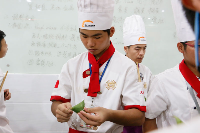 ���ա�������