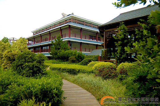 �����¶������ѧУ