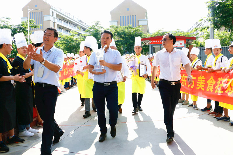 �ڶ�����ʳ�񻶽� �����¶������Ŷ�