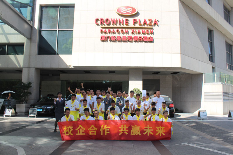 ���ƴ���ι۽���У�������λ�������ͻ��ʹڼ��վƵ�