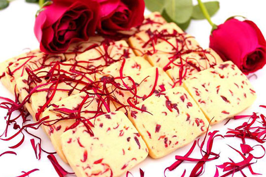 �������