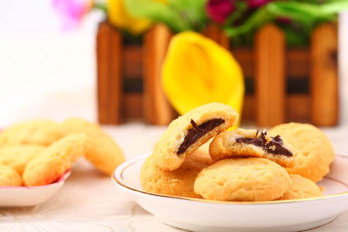 �������