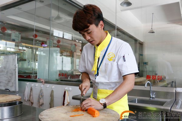 �����¶������ѧУ