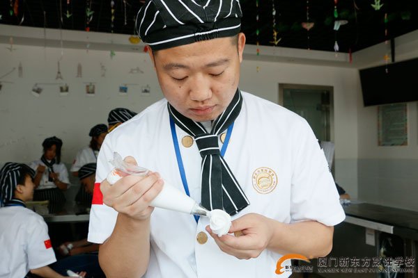 �����¶������ѧУ