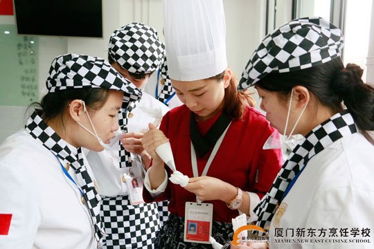 �����¶������ѧУ