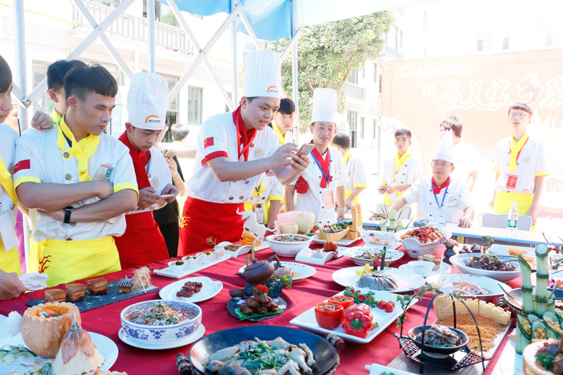 2016����������˱���