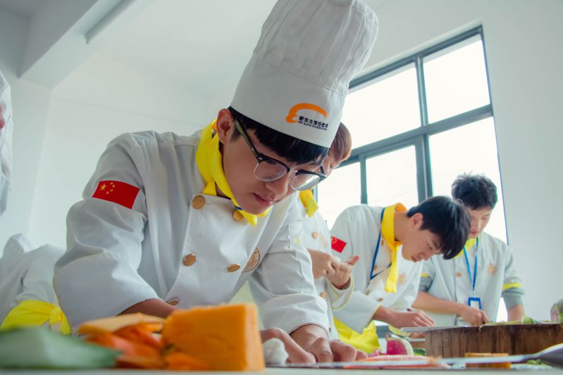 ��⿻�����֮ƴ��