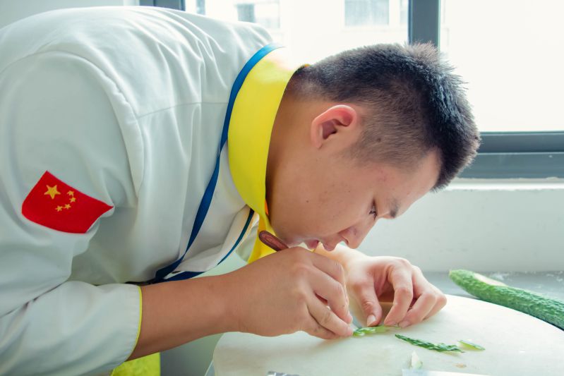 ��⿻�����֮ƴ��