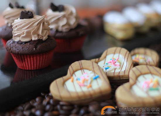 �����¶������ѧУ