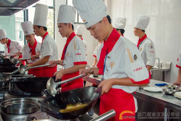 �����¶������ѧУ