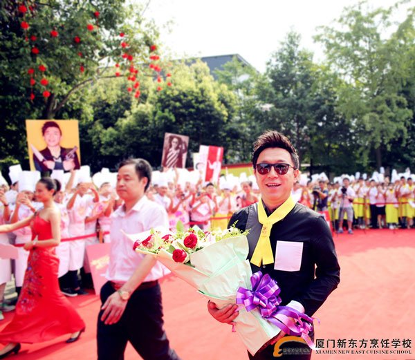 �����¶������ѧУ