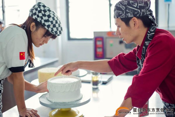 �����¶������ѧУ