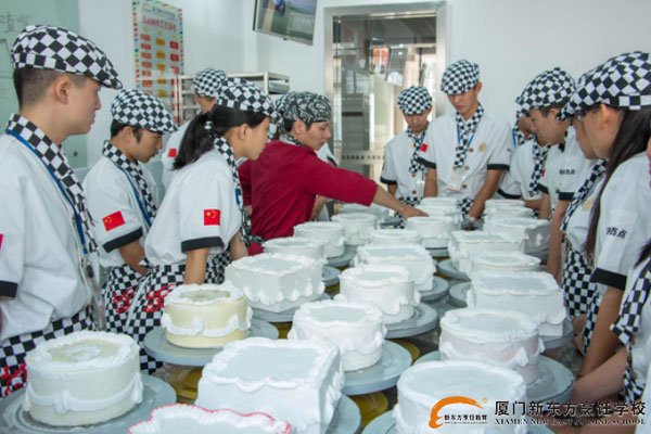 �����¶������ѧУ