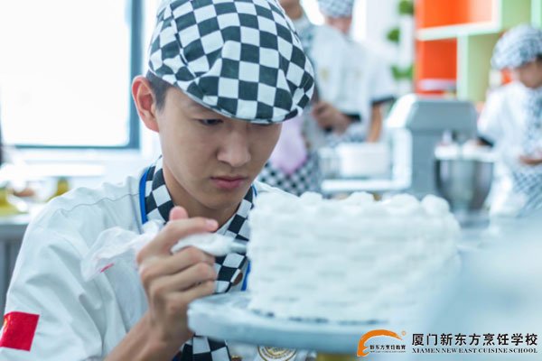 �����¶������ѧУ