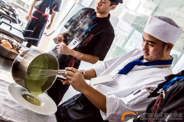 �����¶������ѧУ