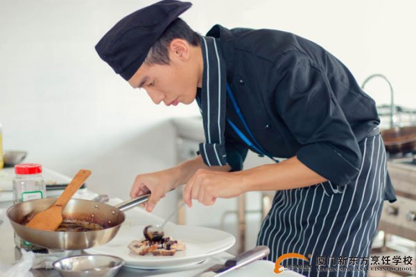 �����¶������ѧУ