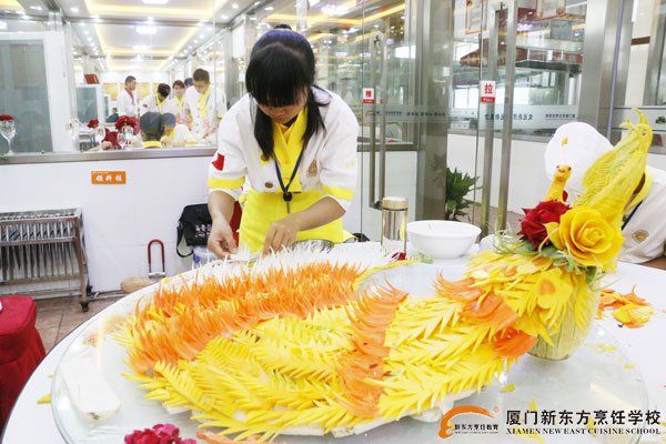 �����¶������ѧУ