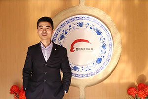  �����ǣ���ʦ����·�һ�һֱ����ȥ