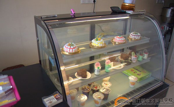 �����¶������ѧУ