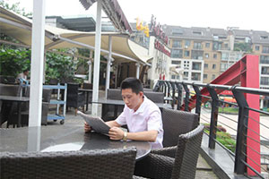 �����ǣ��ɹ�û�нݾ���Ψ��Ŭ��