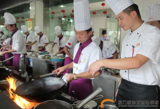 �����¶������ѧУ