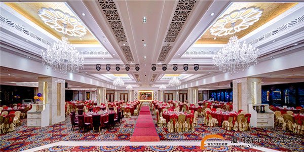 �����¶������ѧУ