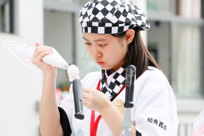 ������������׶ο���