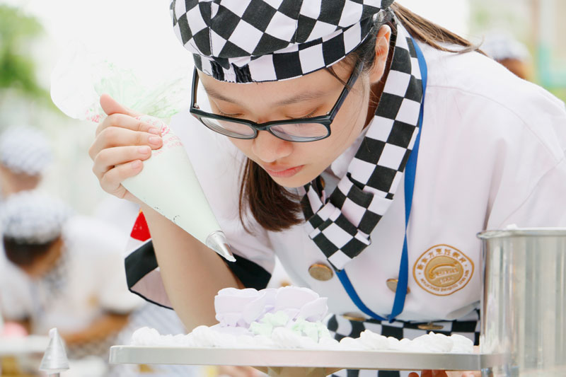 ������������׶ο���