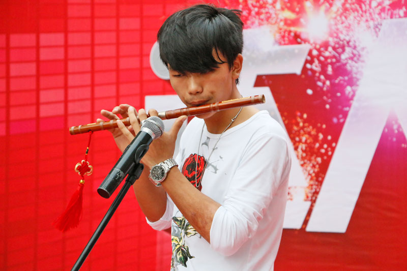 ��ʱ����ʳ ������ҡ�У԰������