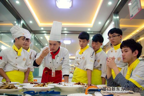 �����¶������ѧУ